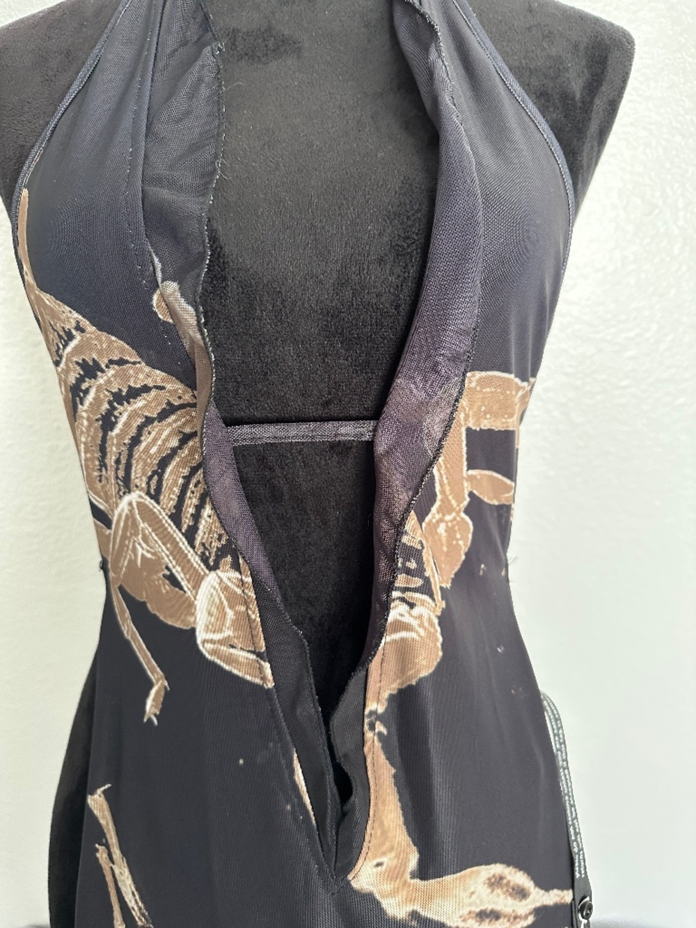 MURCI UK SCORPION DEEP V RUFFLE MAXI DRESS. NWT - Picture 5 of 10